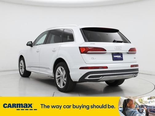 2021 Audi Q7 Premium Plus