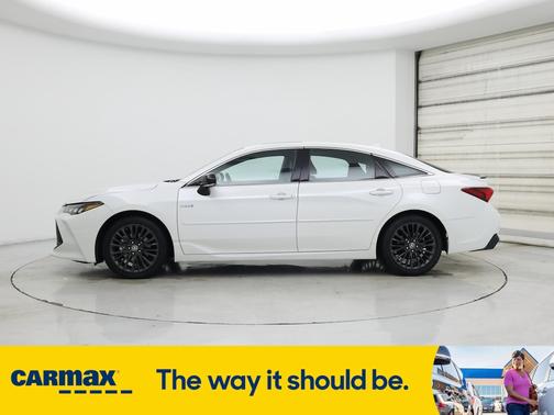 2021 Toyota Avalon Hybrid XSE