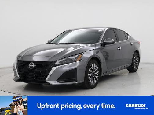 2023 Nissan Altima SV