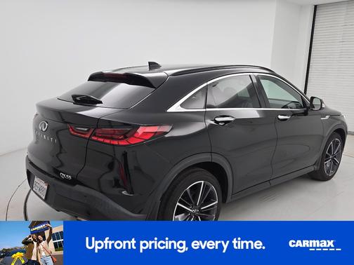 Black 2023 INFINITI QX55 Luxe