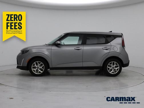 Gray 2025 Kia Soul LX
