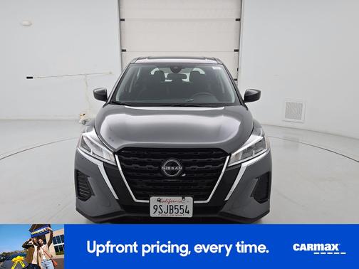Gray 2024 Nissan Kicks S