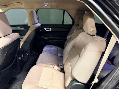 2020 Ford Explorer BASE