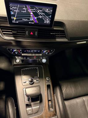2018 Audi Q5 2.0T Premium Plus