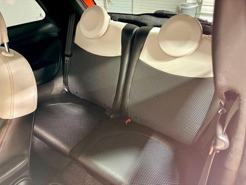 2017 FIAT 500e Battery Electric