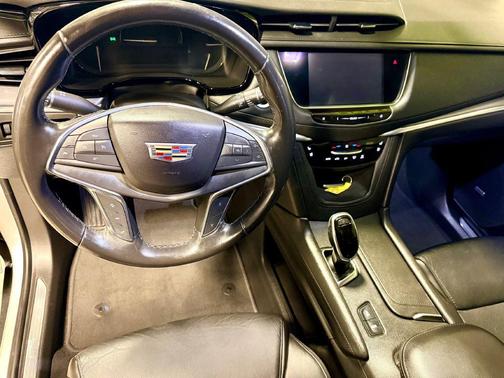 2019 Cadillac XT5 Premium Luxury