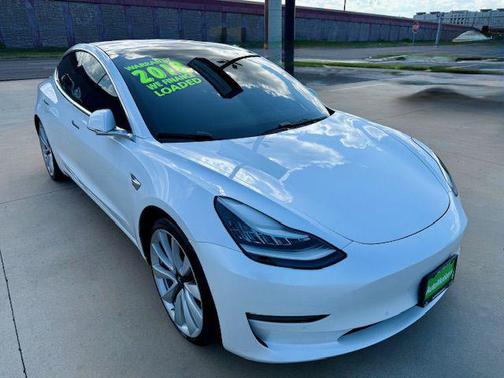 2018 Tesla Model 3 Performance