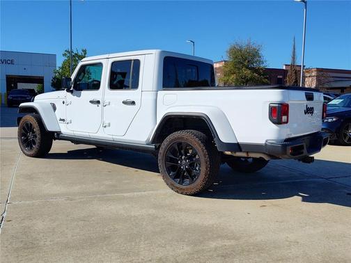 2024 Jeep Gladiator Nighthawk