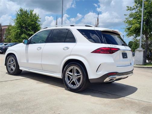Polar White 2026 Mercedes-Benz GLE 580 4MATIC