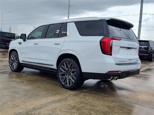 Glacier White Tricoat 2026 GMC Yukon Denali Ultimate