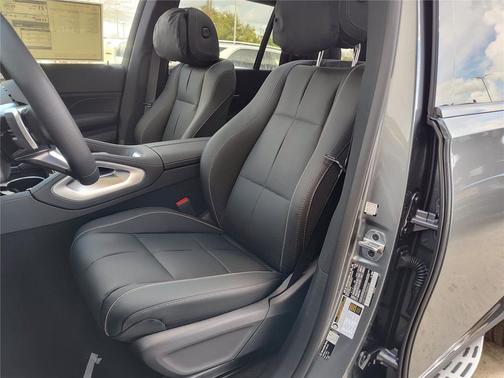 2026 Mercedes-Benz GLS 450 4MATIC