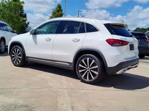 Polar White 2023 Mercedes-Benz GLA 250 Base