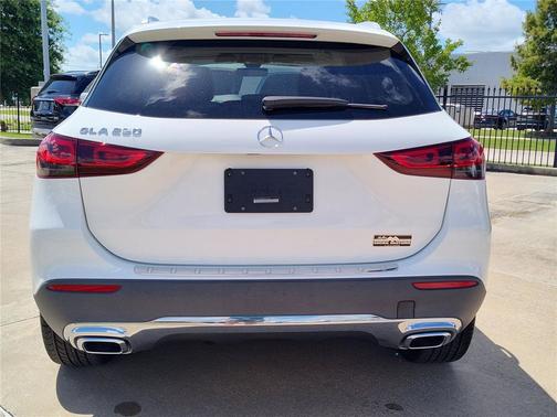 Polar White 2023 Mercedes-Benz GLA 250 Base