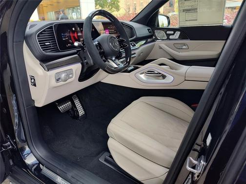 2026 Mercedes-Benz AMG GLS 63 Base