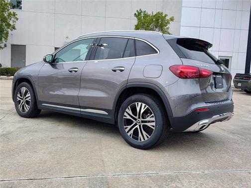 2026 Mercedes-Benz GLA 250 4MATIC