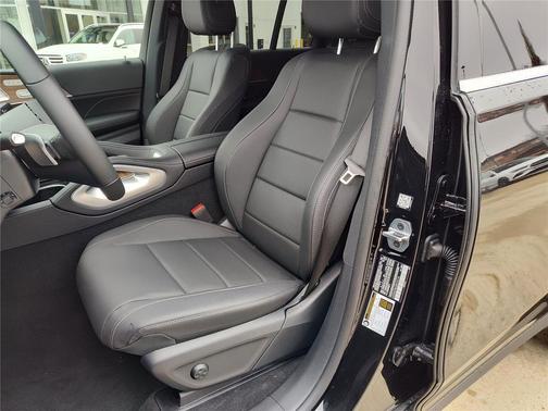 BLACK 2025 Mercedes-Benz GLE 350 4MATIC