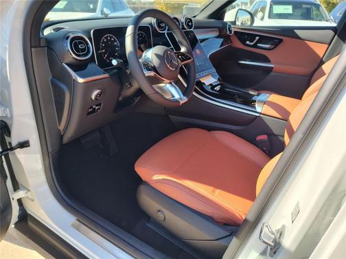 2026 Mercedes-Benz GLC 300 4MATIC