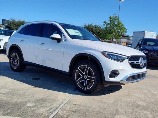 2026 Mercedes-Benz GLC 300 4MATIC