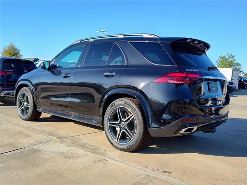 Obsidian Black Metallic 2026 Mercedes-Benz GLE 350 Base