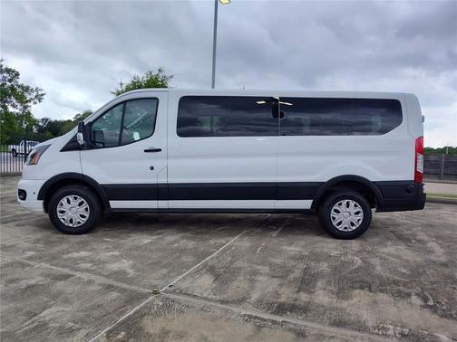 2024 Ford Transit-350 XLT