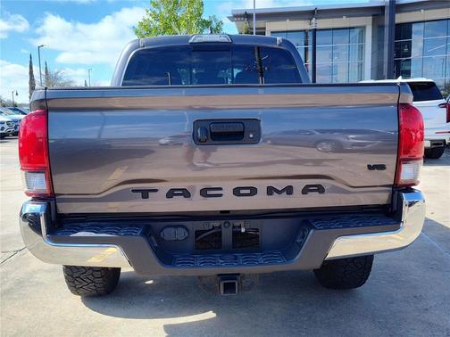 2018 Toyota Tacoma SR5