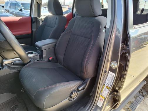 2018 Toyota Tacoma SR5