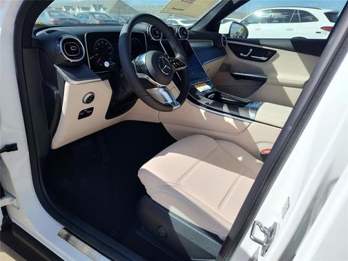 Polar White 2026 Mercedes-Benz GLC 300 Base