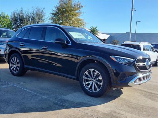 2026 Mercedes-Benz GLC 300 Base