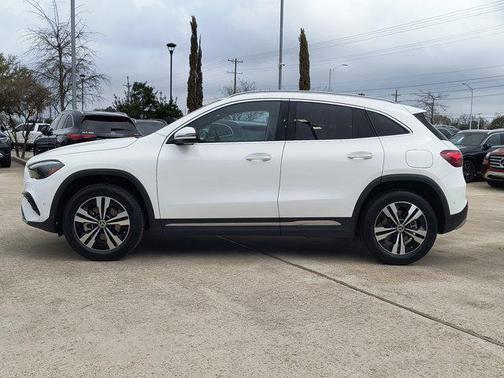 2025 Mercedes-Benz GLA 250 Base