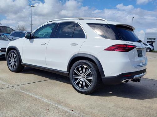 WHITE 2026 Mercedes-Benz GLE 350 Base