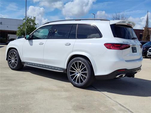 2026 Mercedes-Benz GLS 450 4MATIC