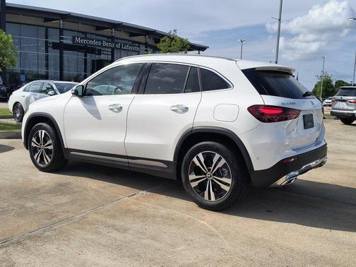 2025 Mercedes-Benz GLA 250 Base