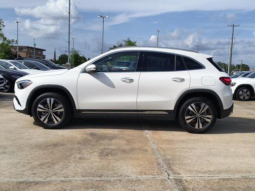 2025 Mercedes-Benz GLA 250 Base