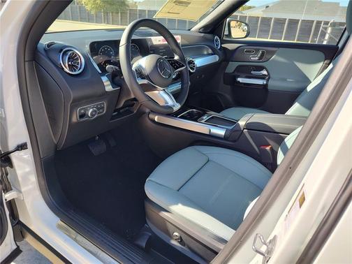 2026 Mercedes-Benz GLB 250 Base