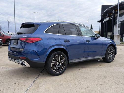2025 Mercedes-Benz GLC 300 4MATIC