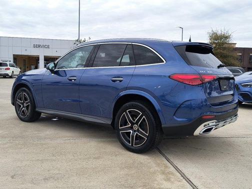 2025 Mercedes-Benz GLC 300 4MATIC