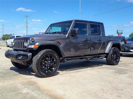 2025 Jeep Gladiator Nighthawk