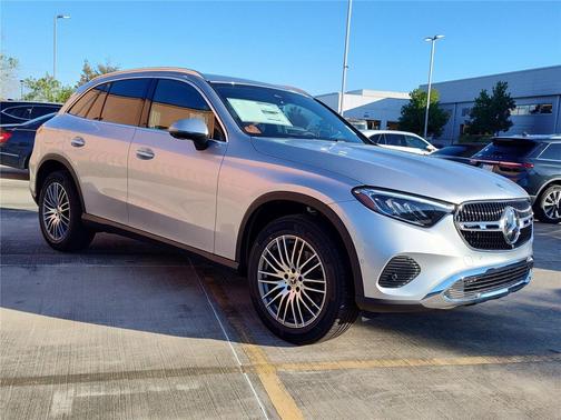 2026 Mercedes-Benz GLC 300 Base