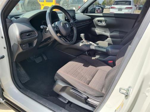 2024 Honda HR-V 2WD Sport