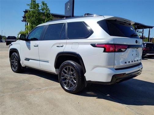 2025 Toyota Sequoia Platinum
