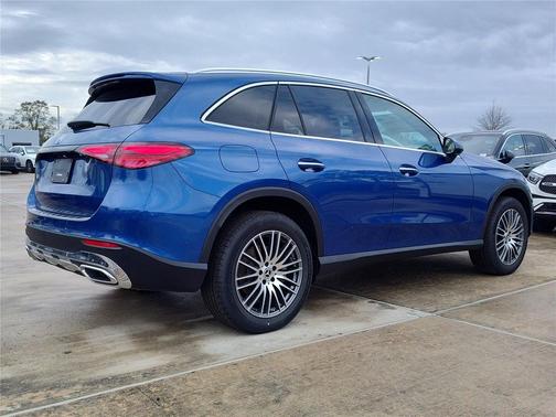 2026 Mercedes-Benz GLC 300 Base