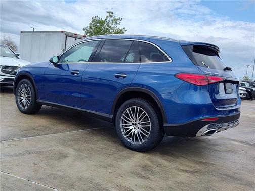 2026 Mercedes-Benz GLC 300 Base