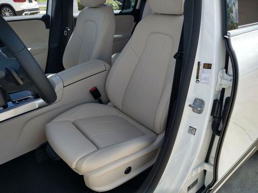 2023 Mercedes-Benz EQB 300 4MATIC