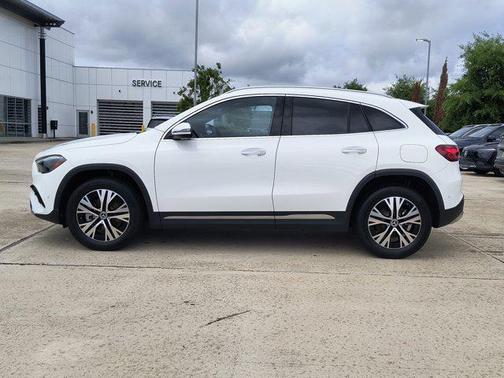 2025 Mercedes-Benz GLA 250 Base