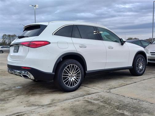 WHITE 2026 Mercedes-Benz GLC 300 Base