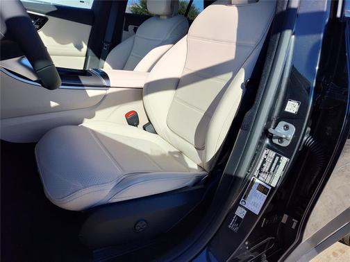 2026 Mercedes-Benz GLC 300 Base