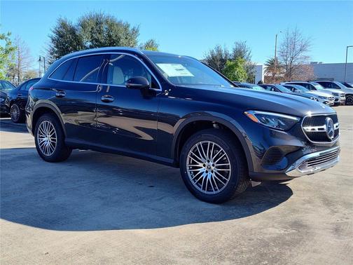 2026 Mercedes-Benz GLC 300 Base