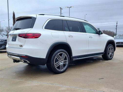 2026 Mercedes-Benz GLS 450 4MATIC