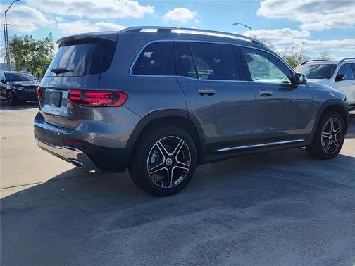 2026 Mercedes-Benz GLB 250 Base