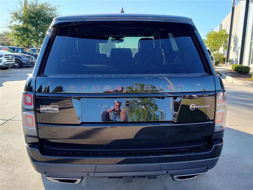 2021 Land Rover Range Rover 5.0L V8 Supercharged SV Autobiography